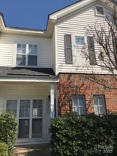 6327 Mallard View Lane sold home in Mallard Square, Charlotte, NC