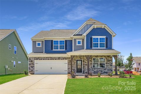 1043 Lookout Shoals Drive