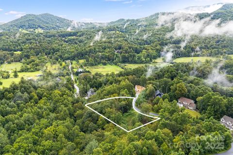 9999 Sovereign Lane sold home in Monarch Estates, Fairview, NC