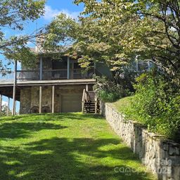 979 Wagon Road