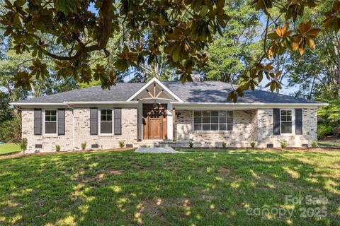 1915 Kingston Drive sold home in Kingston Hills, Gastonia, NC