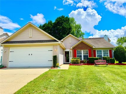 9420 Monarda Court sold home in Gaitwood, Charlotte, NC