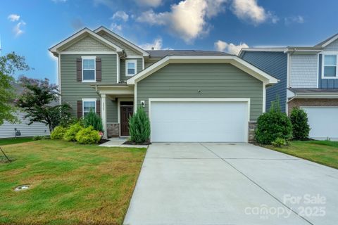 6023 Walkers Run Drive