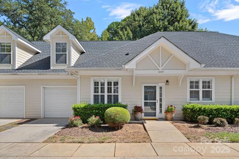 1009 Davant Lane