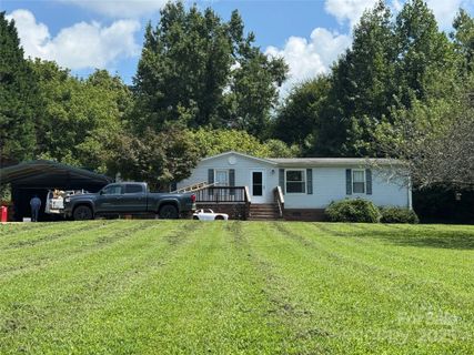207 Big Forest Drive sold home in Forest Acres, Statesville, NC