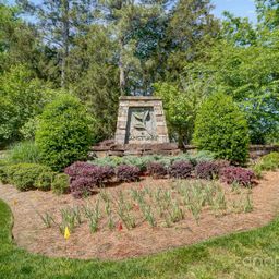 10629 Island Point Road
