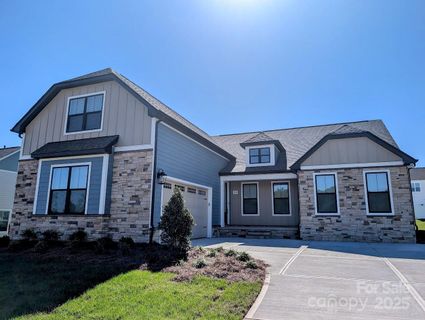 1634 Dresden Drive