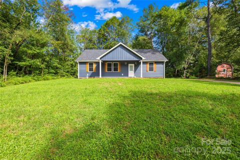 1029 Hunter Valley Road pending home in Rollingwood, Shelby, NC