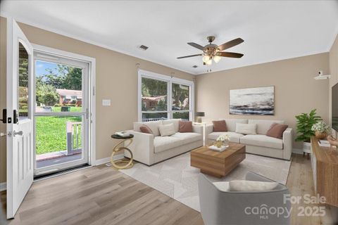 2221 Ludlow Drive