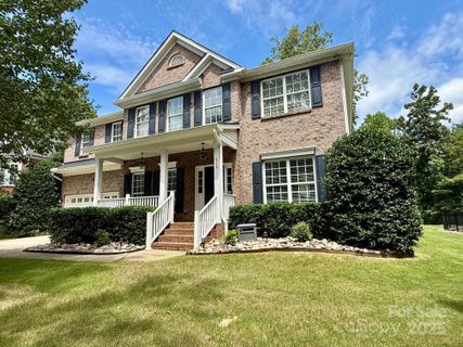 319 Forest Walk Lane sold home in Pleasant Glen, Fort Mill, SC