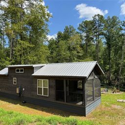 231 Wandering Bear Way