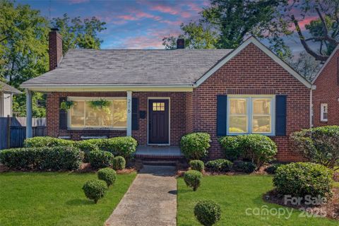 216 Sylvania Avenue sold home in Lockewood, Charlotte, NC