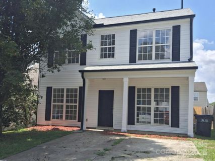 1326 Nadies Court sold home in Summerville, Charlotte, NC