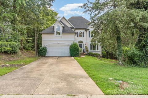 14430 Raynham Drive sold home in Withrow Downs, Charlotte, NC