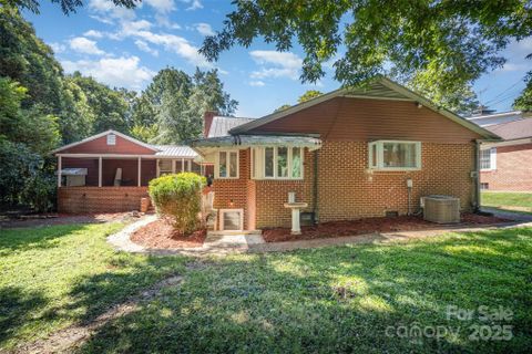 1612 Statesville Boulevard