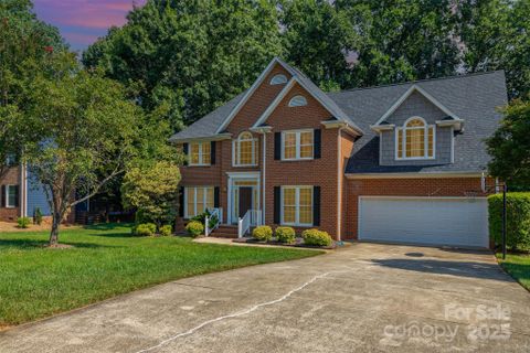 1630 Village Court sold home in Colony Woods, Gastonia, NC