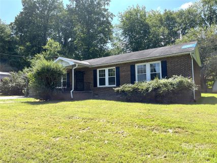 69 Hampton Street sold home in Shiloh, Asheville, NC