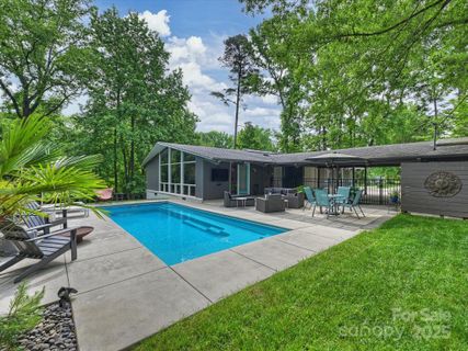 447 Merwick Circle
