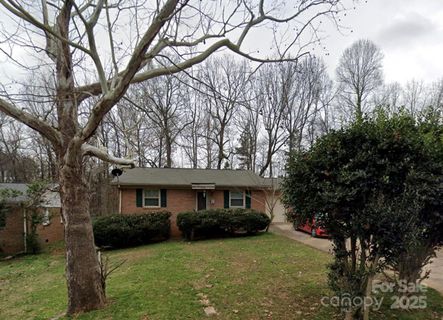 2313 Longleaf Drive