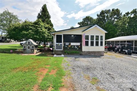 101 Hummingbird Circle