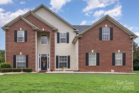 4803 Chesney Street sold home in Covington, Concord, NC