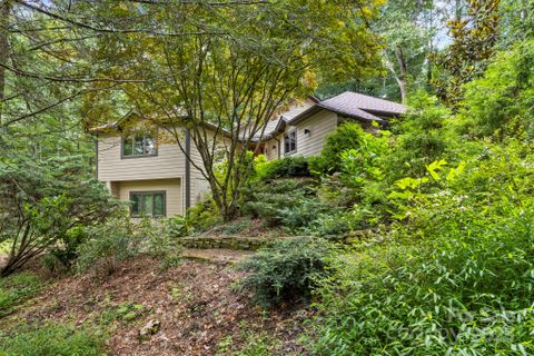 35 Mountain Lake Drive sold home in Flat Rock Lakes, Hendersonville, NC