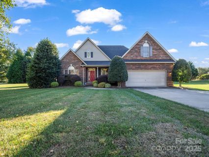 711 Cedar Hill Drive