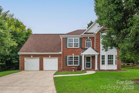 11440 Laurel View Drive