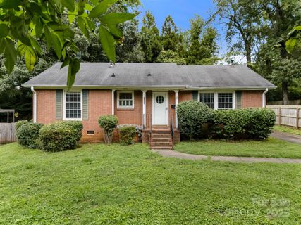 1429 Tarrington Avenue sold home in Sheffield, Charlotte, NC