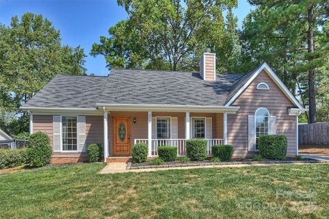 2310 Snow Creek Lane sold home in Steel Creek, Charlotte, NC