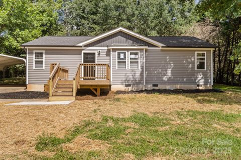 201 Big Forest Drive sold home in Forest Acres, Statesville, NC