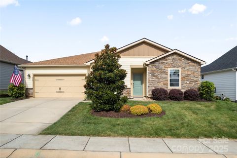 523 Bowline Drive