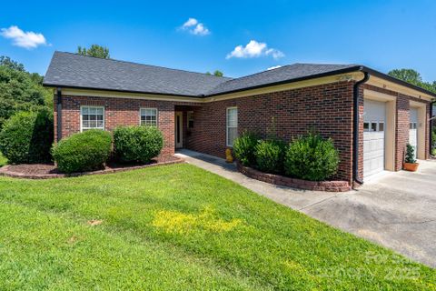 629 Camrose Circle