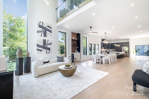 1921 Grier Avenue sold home in Oaklawn, Charlotte, NC