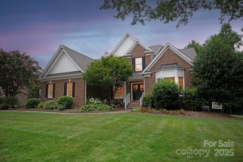 3009 Groves Edge Lane