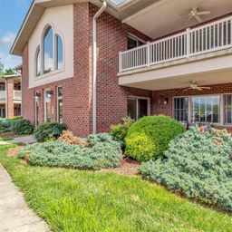 1465 S Lakeshore Drive