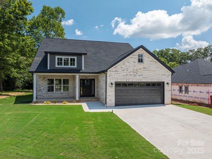 1337 20th Avenue sold home in Hidden Oaks, Hickory, NC