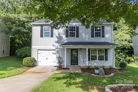 2557 Mulberry Pond Drive pending home in Mulberry Pond, Charlotte, NC