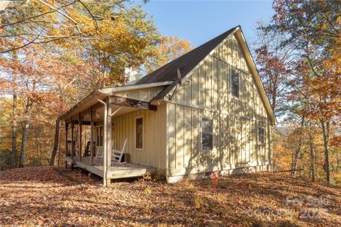 2355 Round Mountain Road sold home in Round Mountain, Brevard, NC