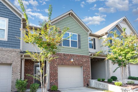 3413 Scottish Fern Lane sold home in The Greens, Indian Land, SC