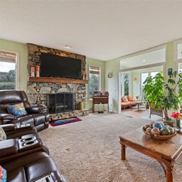 1401 Fleetwood Plaza