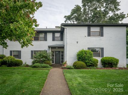 615 Biltmore Avenue