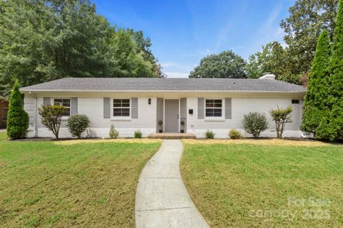6243 Covecreek Drive sold home in Greenbriar, Charlotte, NC