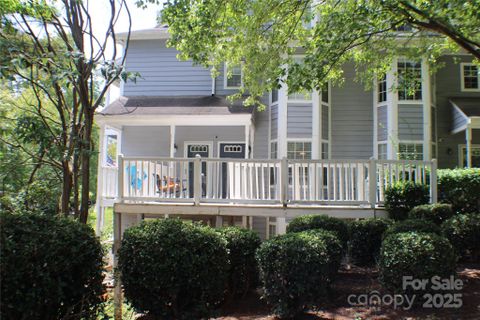 6039 Treetop Court sold home in Forest Ridge, Charlotte, NC