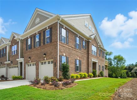 12064 Lavinia Lane sold home in Townes At Wade Ardrey, Charlotte, NC