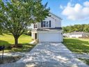 8103 Aqueduct Court sold home in Charlotte, SC