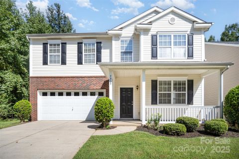 7325 Habitat Manor Drive sold home in Matthews Grove, Matthews, NC