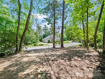 99999 Mistletoe Trail active home in Creekside, Hendersonville, NC