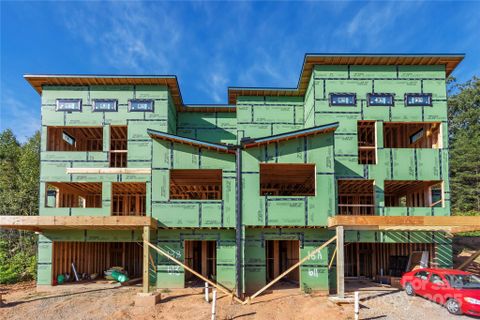 613 Storybook Villas Trail