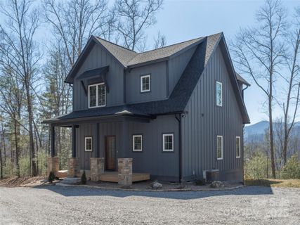 410 Dream Valley Drive sold home in Dream Valley, Clyde, NC